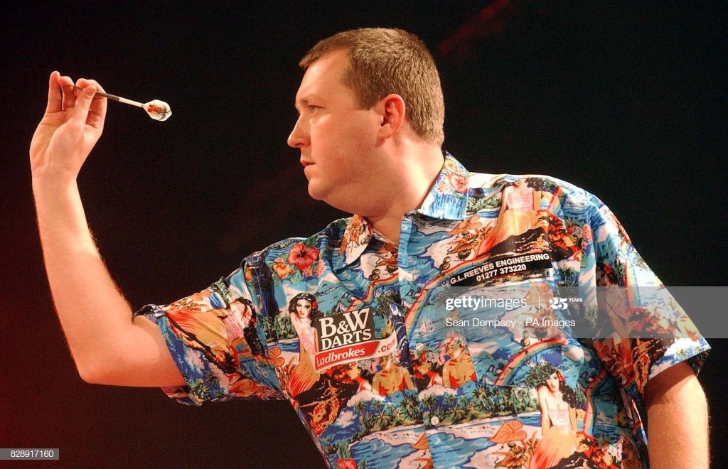 Wayne Mardle in action during the 2004 PDC World Darts Championship at the Circus Tavern in Purfleet, Essex. (Photo by Sean Dempsey - PA Images/PA Images via Getty Images)